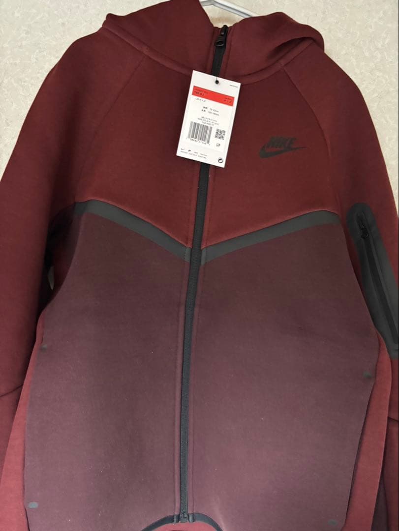 Nike バーガンディ ジップアップパーカー Lサイズ