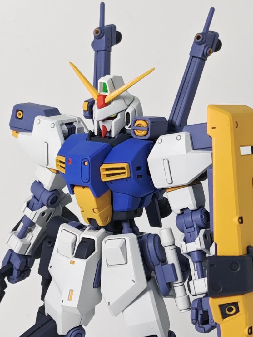 ガンプラ　Dガンダムファースト　完成品
