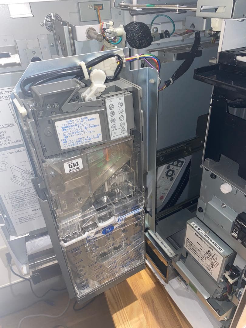 グローリー VT-S10 卓上食券機 直接受け取り可 新札新硬貨非対応