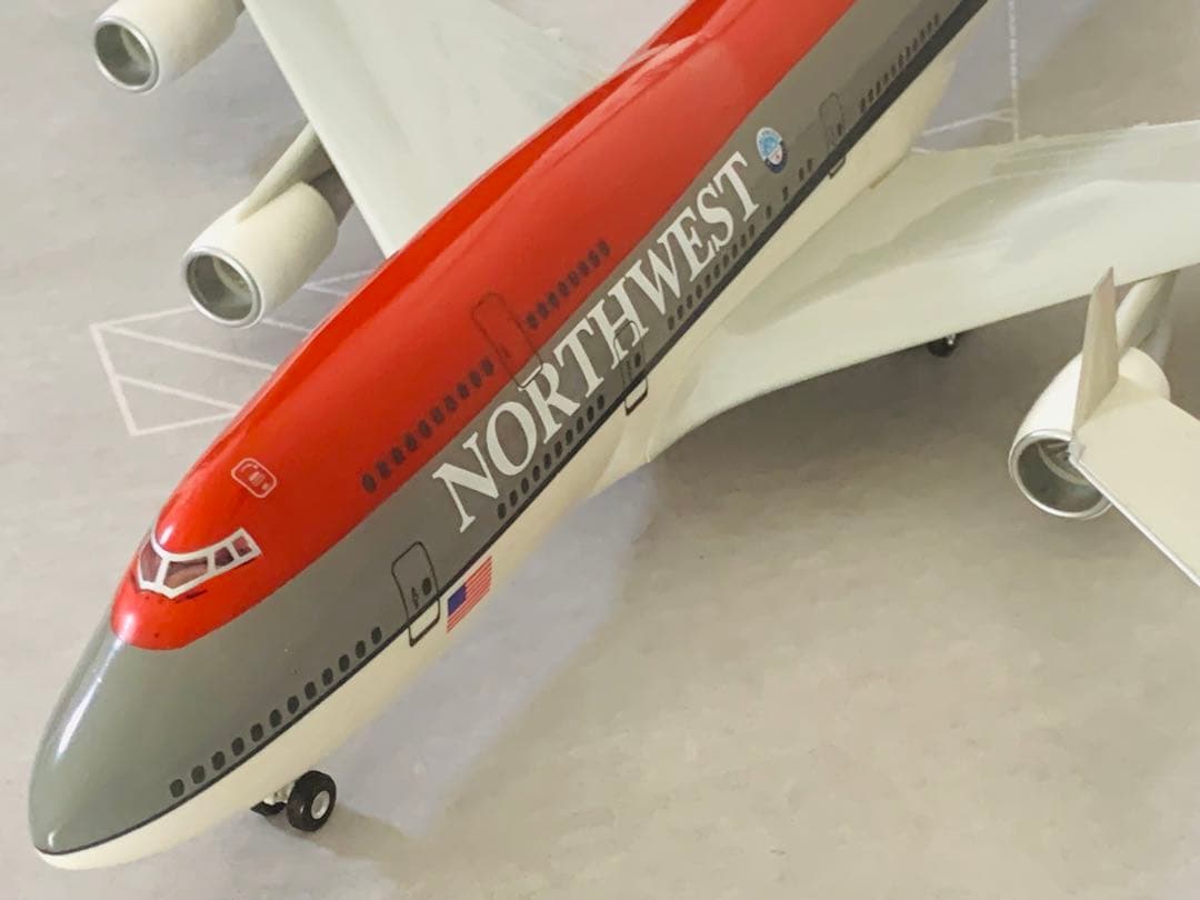 ホーガン製１／２００ＮＷＡ／Ｂ７４７－４００新旧塗装２機セットプラ樹脂製完成品