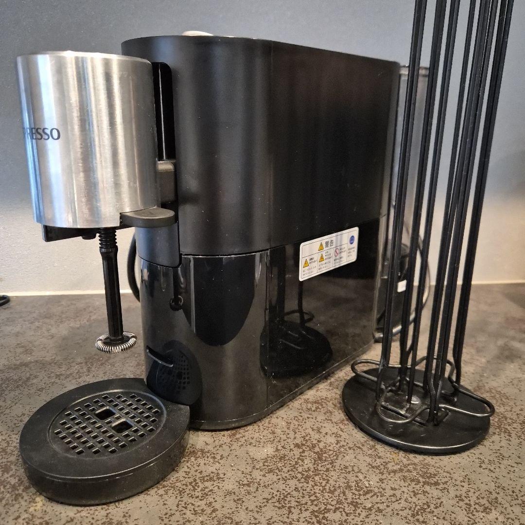 Nespresso コーヒーメーカー 黒　アトリエ