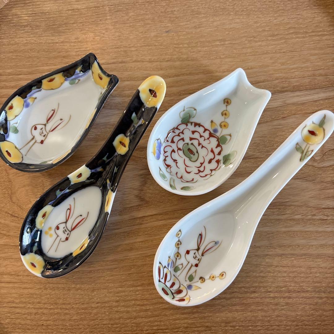 空萌工房★波佐見焼★ウサギと花のデザイン 陶器製レンゲ 4個セット