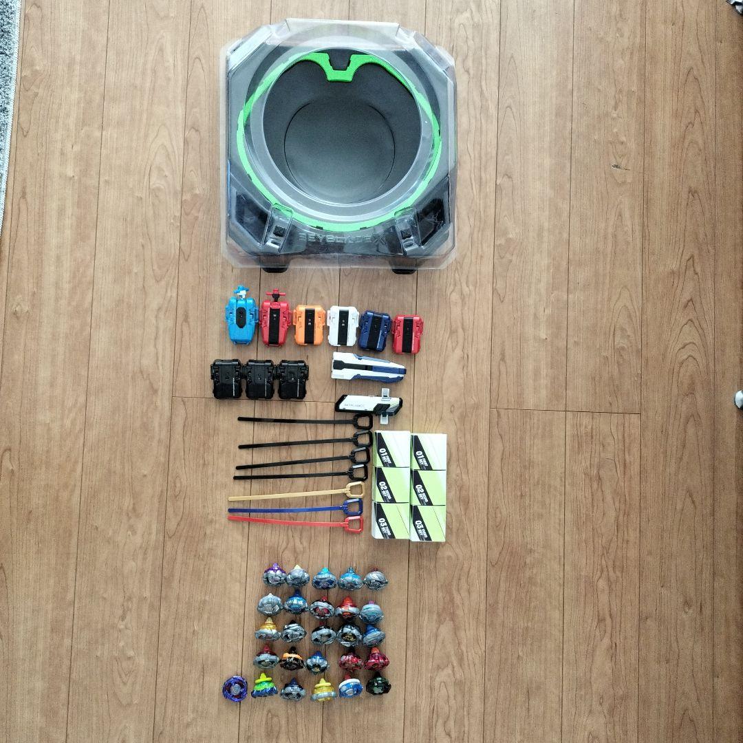 ベイブレードX まとめ売り（ スタジアム、ランチャー、バトルパス