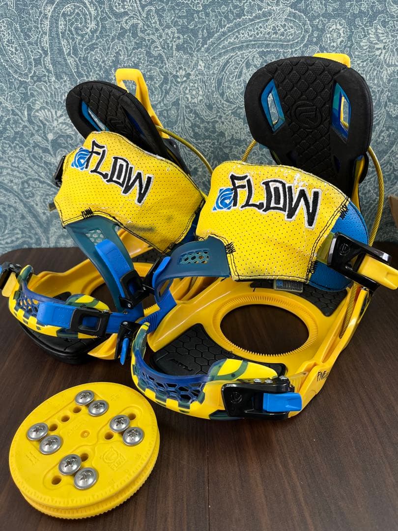 flow スノーボードビンディング　Lサイズ