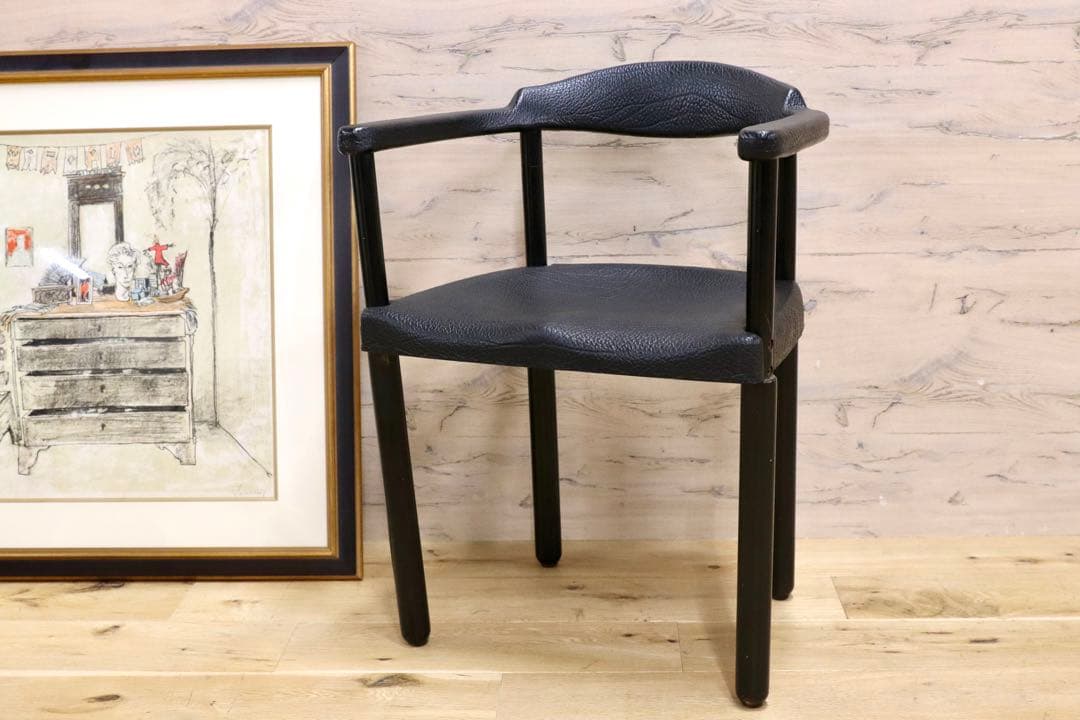 GMGK465B○レオナルド アームチェア ブラック スイス デザイナーズ家具