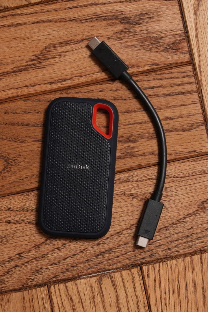 SanDisk Extreme Portable SSD 2TB 外付け