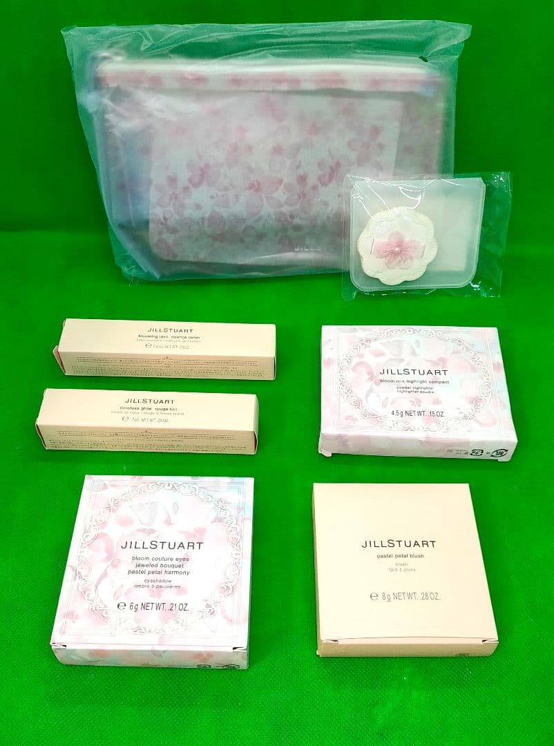 JILLSTUART・ジルスチュアート コスメ7点まとめ売りセット！新品未使用品