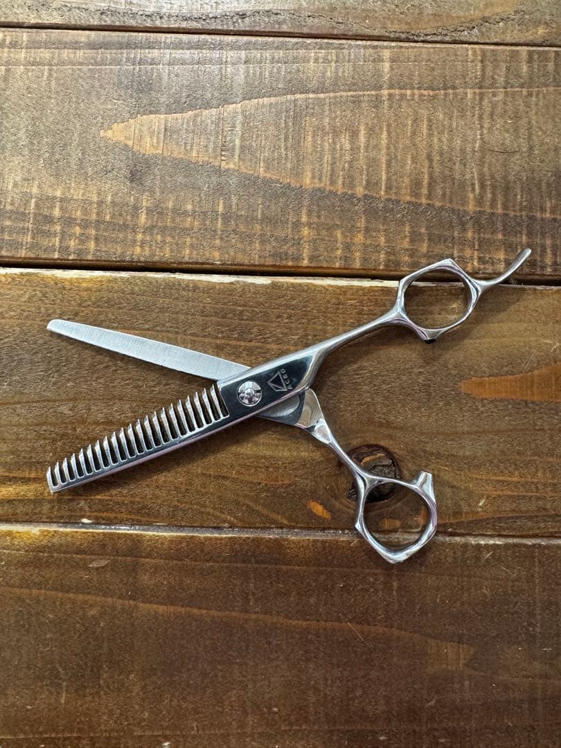 YURAGI K-4 ユラギ K-4