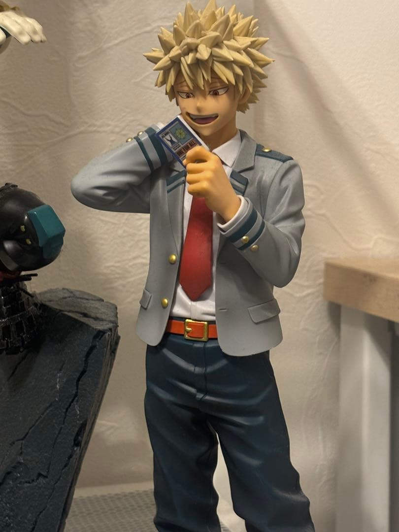 ヒロアカ一番くじ 紡ぐ力 爆豪勝己 B賞 フィギュア