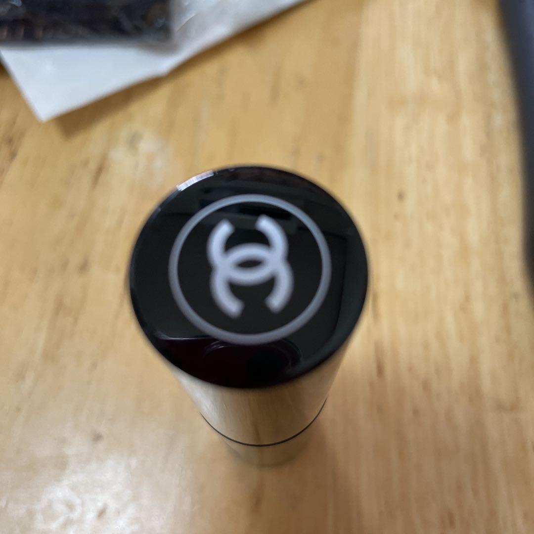 シャネル　フェイスカラー　ボーム　エサンシエル　スカルプティング　ラメ入り