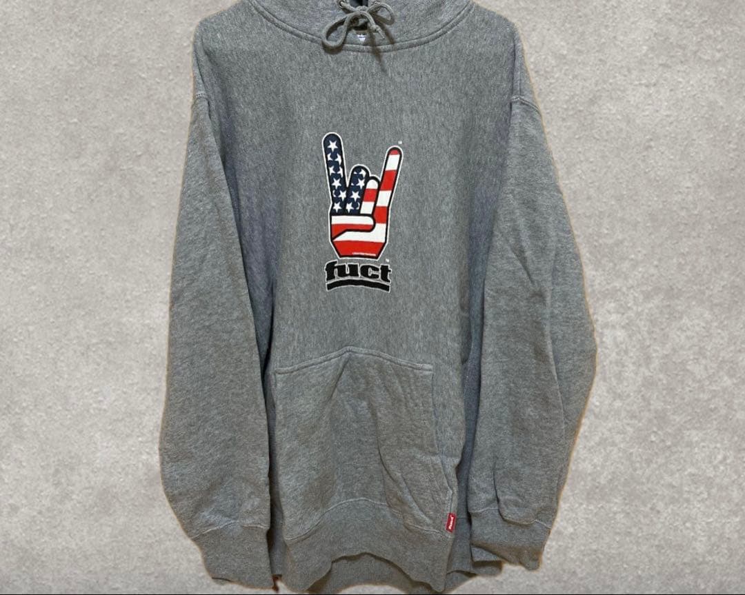 美品fuct パーカー