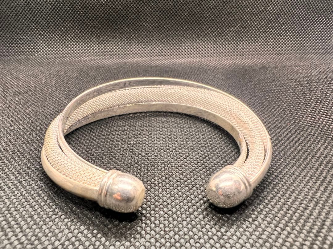 電磁波対策ブレスレッド　集団ストーカー対策