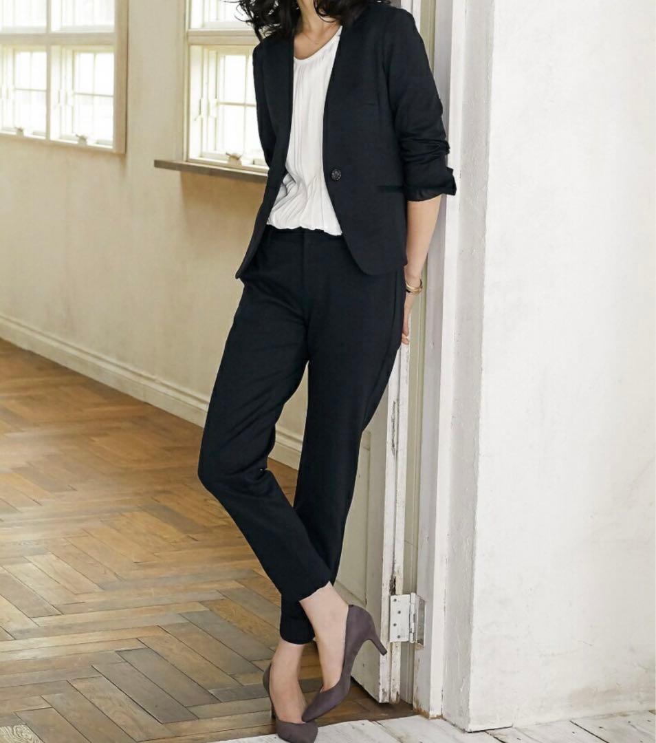 グリーンレーベルリラクシング ノーラペル　スーツ ネイビー　紺　入学式　卒業式 ママスーツ グリーンレーベル セットアップ 卒業式 入学式 ネイビー