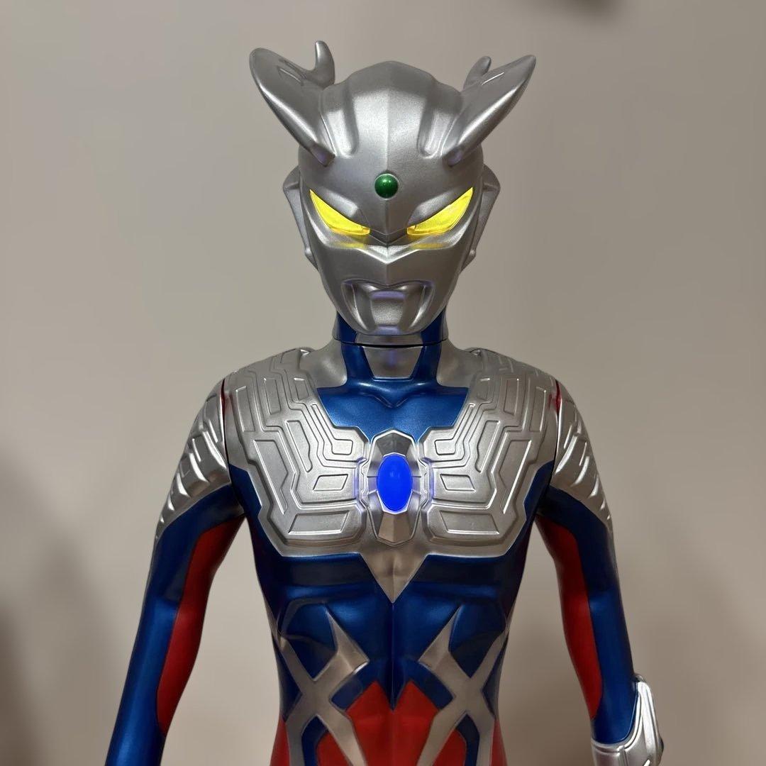 O*ん様 【超美品】スーパーDXウルトラマンゼロ 80cm フィギュア 完動品