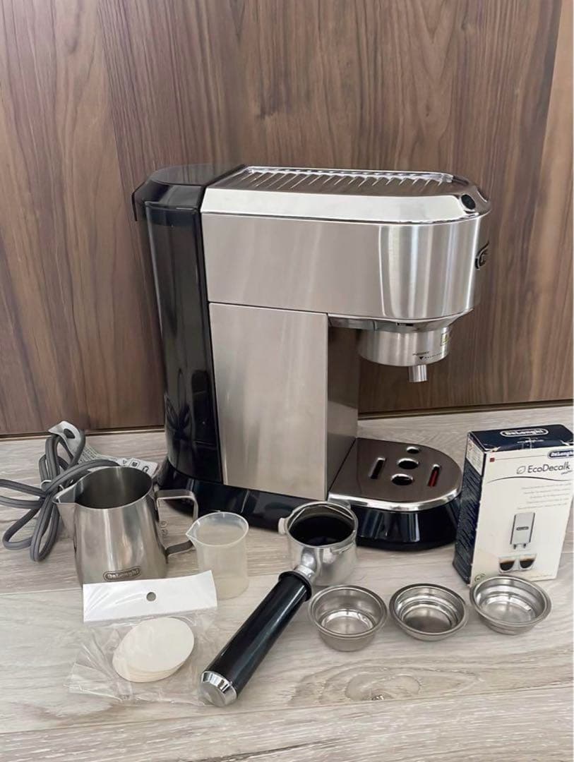 DeLonghi デディカ EC680M エスプレッソ カプチーノメーカー