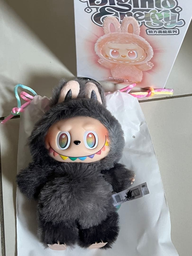 正規品 LABUBU ラブブ エナジー アイディ シークレット 黒 - メルカリ