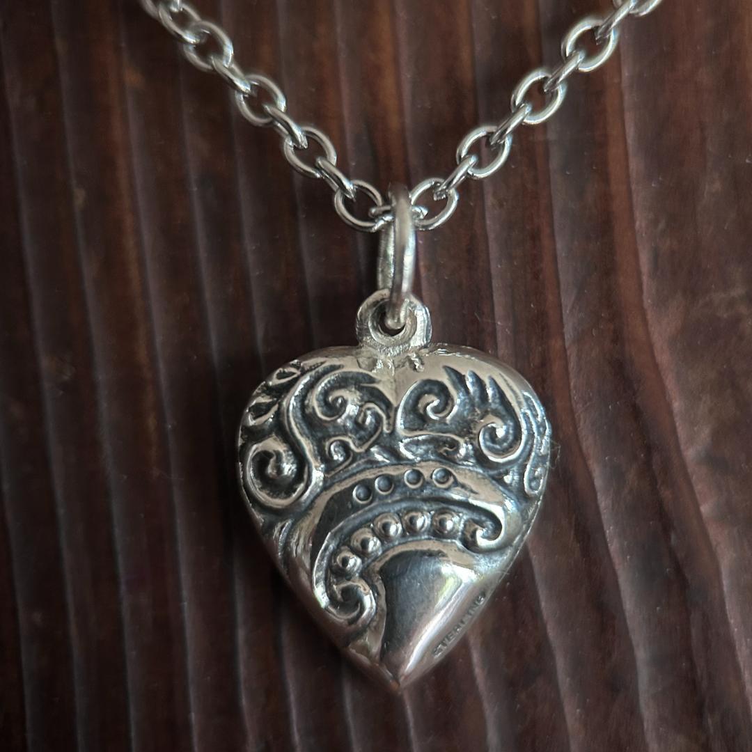 スウィートハートジュエリー WW2 シルバー 唐草模様 - メルカリ