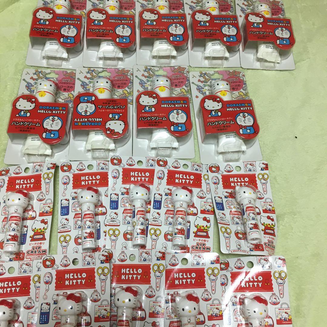 キティちゃんハンドクリーム9個＆リップクリーム10個まとめ売り