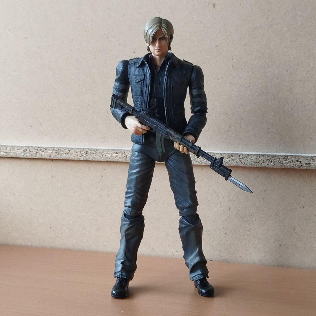 レオン PLAY ARTS改 プレイアーツ改 バイオハザード6 フィギュア