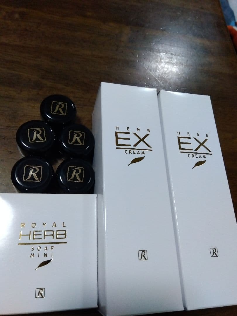 ロイヤルハーブ EXクリーム ＆ソープセット クリームサンプル５個おまけ付き