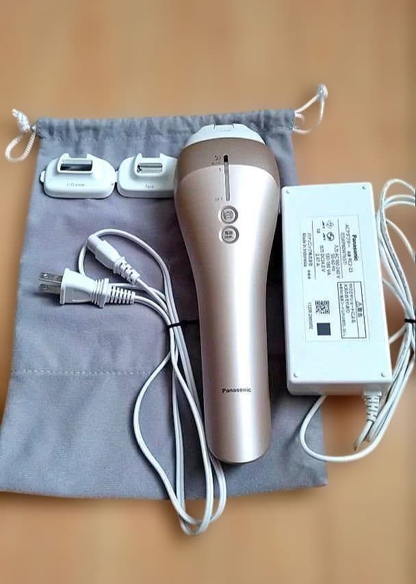 Panasonic　光脱毛器 光美容器ES-WP98 中古品 ボディ&フェイス用