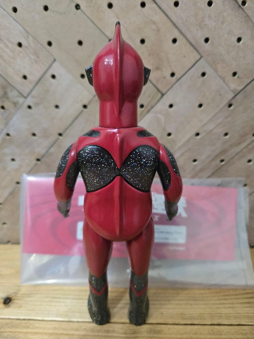 ELECTRIC TOYS にせウルトラマン ANI(スチャダラパー) ソフビ - メルカリ