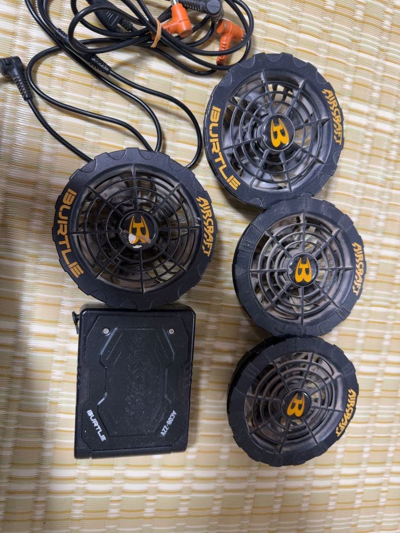 バートルAC-08 バッテリー　ファン4つセット 楽天市場】☆2024年最新モデル☆バートル バッテリー ファン セット