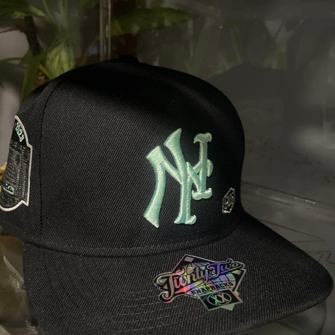 TWNTYTWO MOOD別注 ティファニーブルー スナップバック - メルカリ