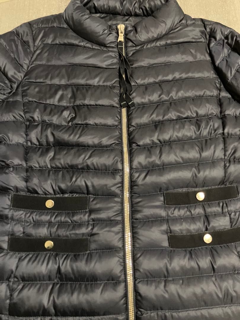 Moncler モンクレール ライトダウンコート Aubrey ネイビー 1 - メルカリ