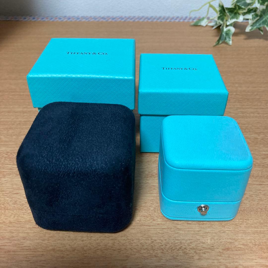 ティファニー リングケース(空箱) 2個セット - メルカリ