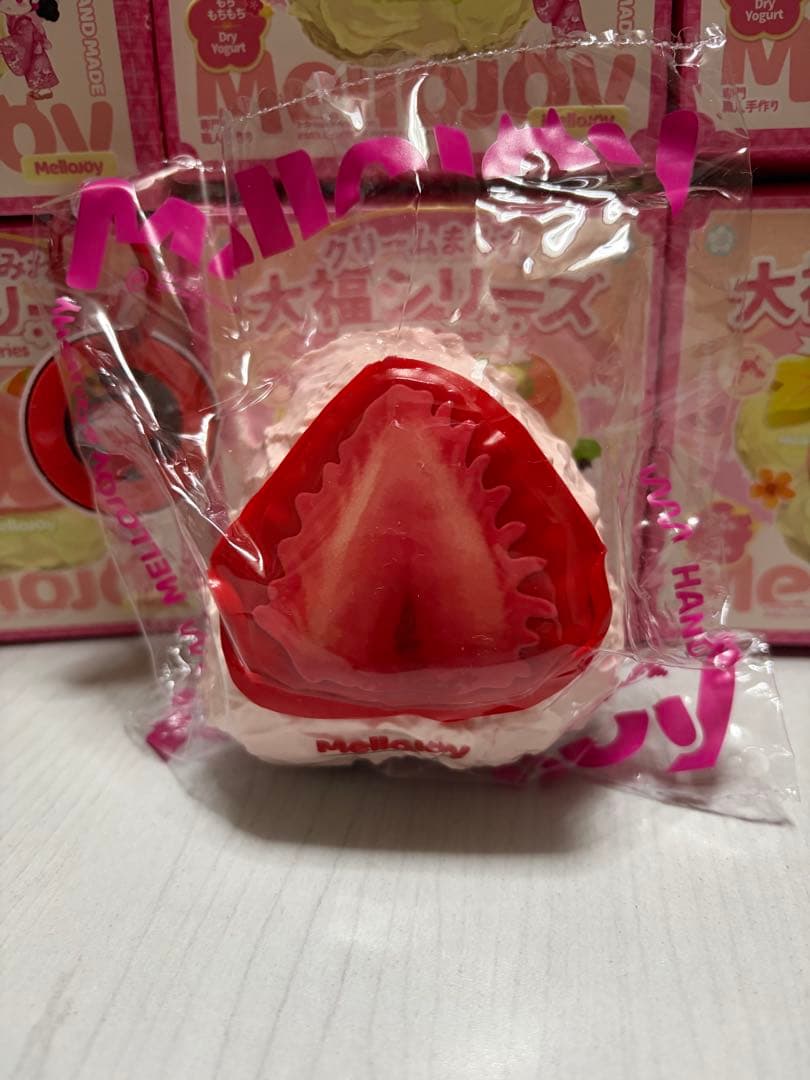 mellojoy メロジョイ スクイーズ 大福 イチゴ - メルカリ
