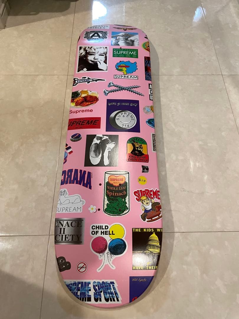 Supreme 2021SSステッカーアート ピンクデッキ Supreme - KAWS Chalk Logo Skateboard - UG.SHAFT