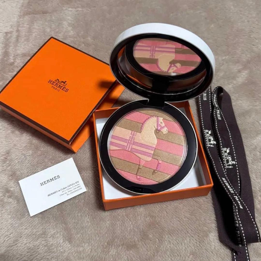 エルメス プードル ロカバールフェイスパウダー チーク フェイスパウダー《プードル ロカバール》 リミテッドエディション