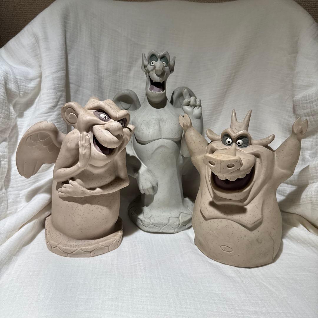ノートルダム　ガーゴイルフィギュア 3体セット ソフビ a55c5bb85d8bf8c6fc0681d49b2aca