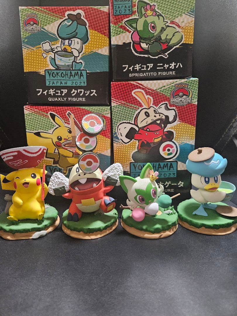 ポケモンWCS2023限定 ピカチュウ・ホゲータ・ニャオハ・クワッス フィギュア ポケモンWCS】ニャオハ・ホゲータ・クワッスのぬいぐるみやピカチュウ