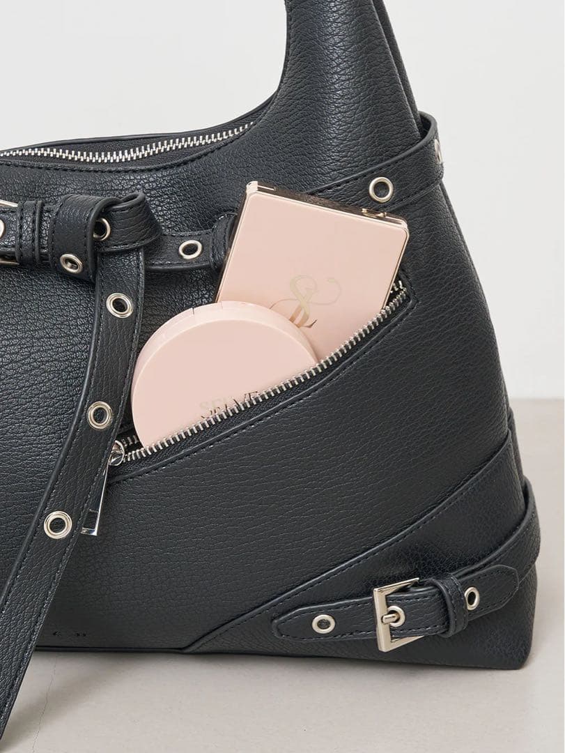 Darich ダーリッチ スタッズレザーベルトデザインマキシバッグ