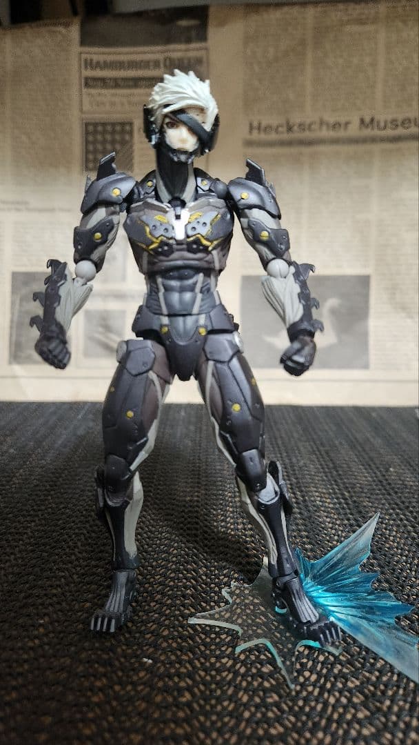 リボルテックヤマグチ No140 メタルギアライジング 雷電 フィギュア リボルテックヤマグチ No.140 雷電 「メタルギア