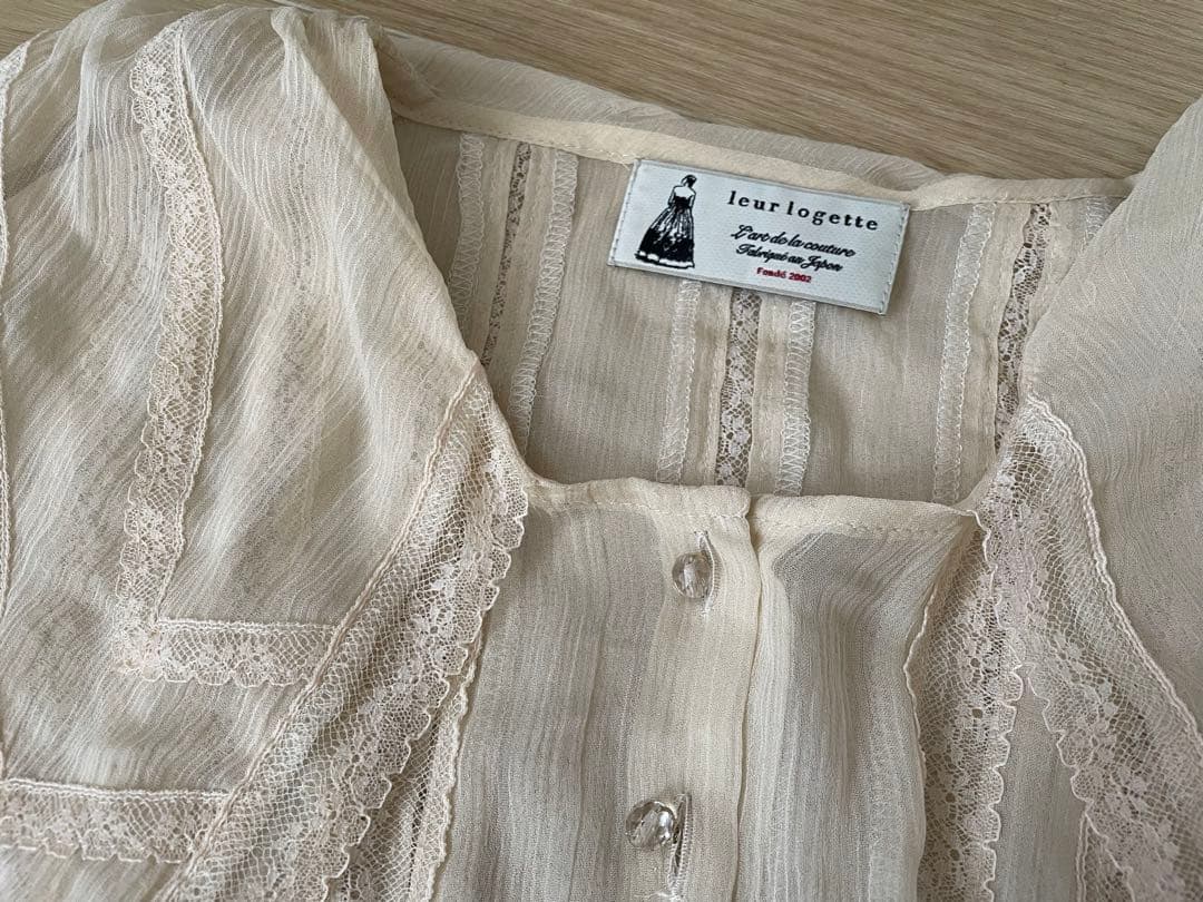 leur logetteルールロジェットシルクレースセーラーブラウスオフ