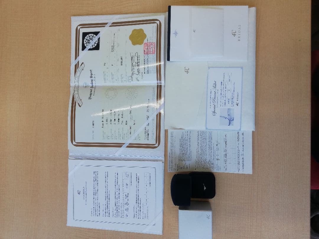 ★ピンクの猫★　4℃　pt950　ダイヤモンドリング　2.8g