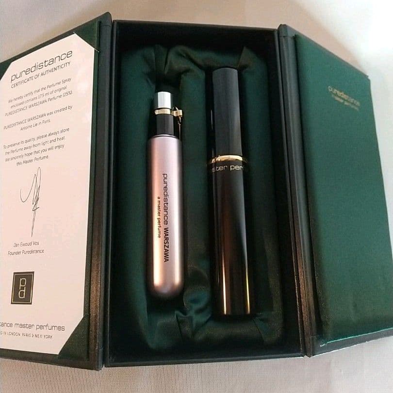 ワルシャワ ピュアディスタンス Puredistance Warszawa未使用