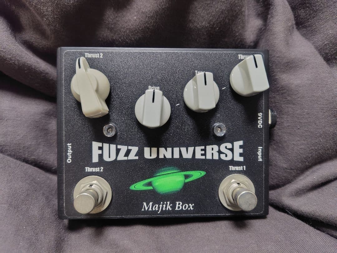 Majik Box エフェクター　FUZZ UNIVERSE FU-2