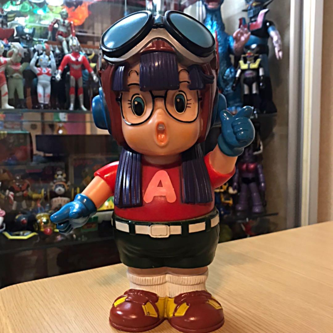 Dr.スランプ　アラレちゃん　ソフビ貯金箱