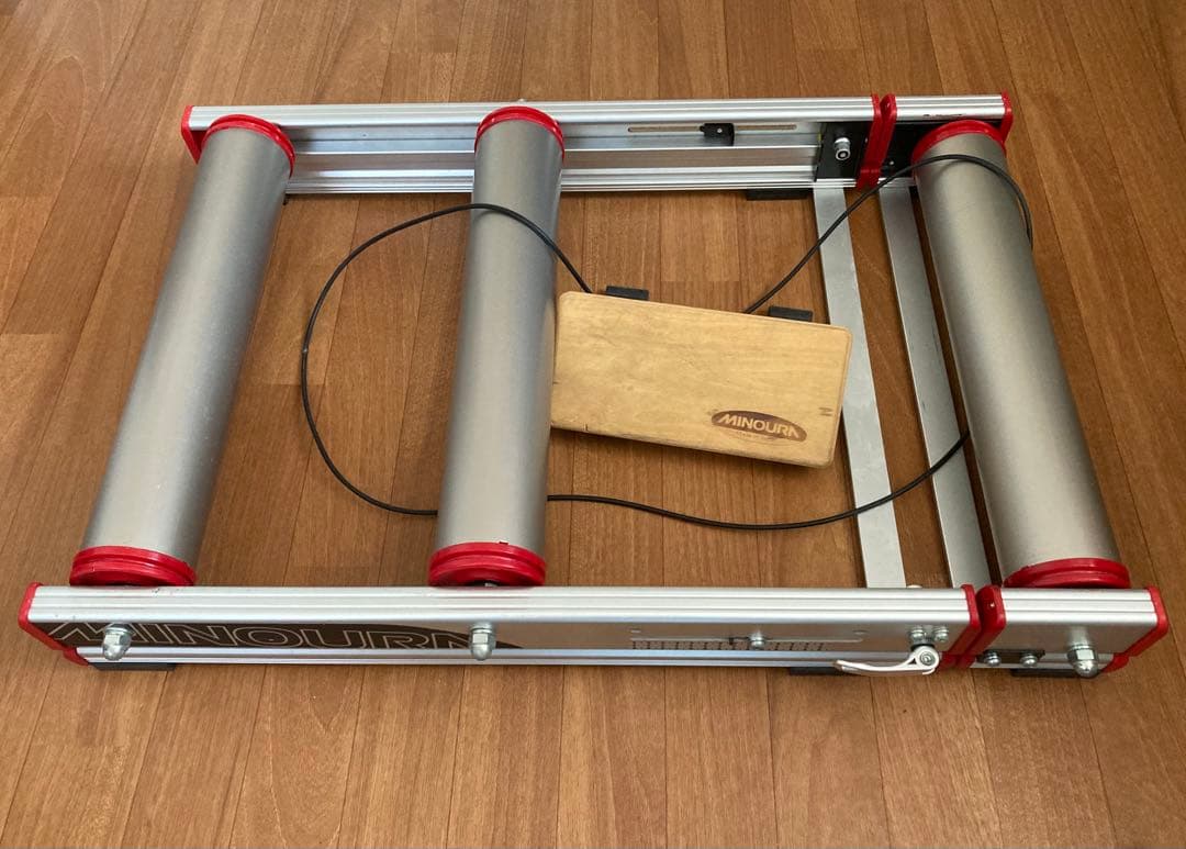 MINOURA(ミノウラ) 3本ローラー　LiveRoll R700