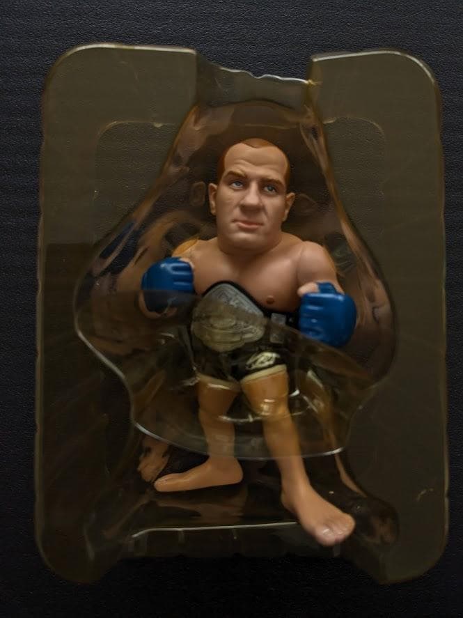 PRIDE ヒョードル HAOフィギア＋特集ムック本3冊＋チラシ3枚