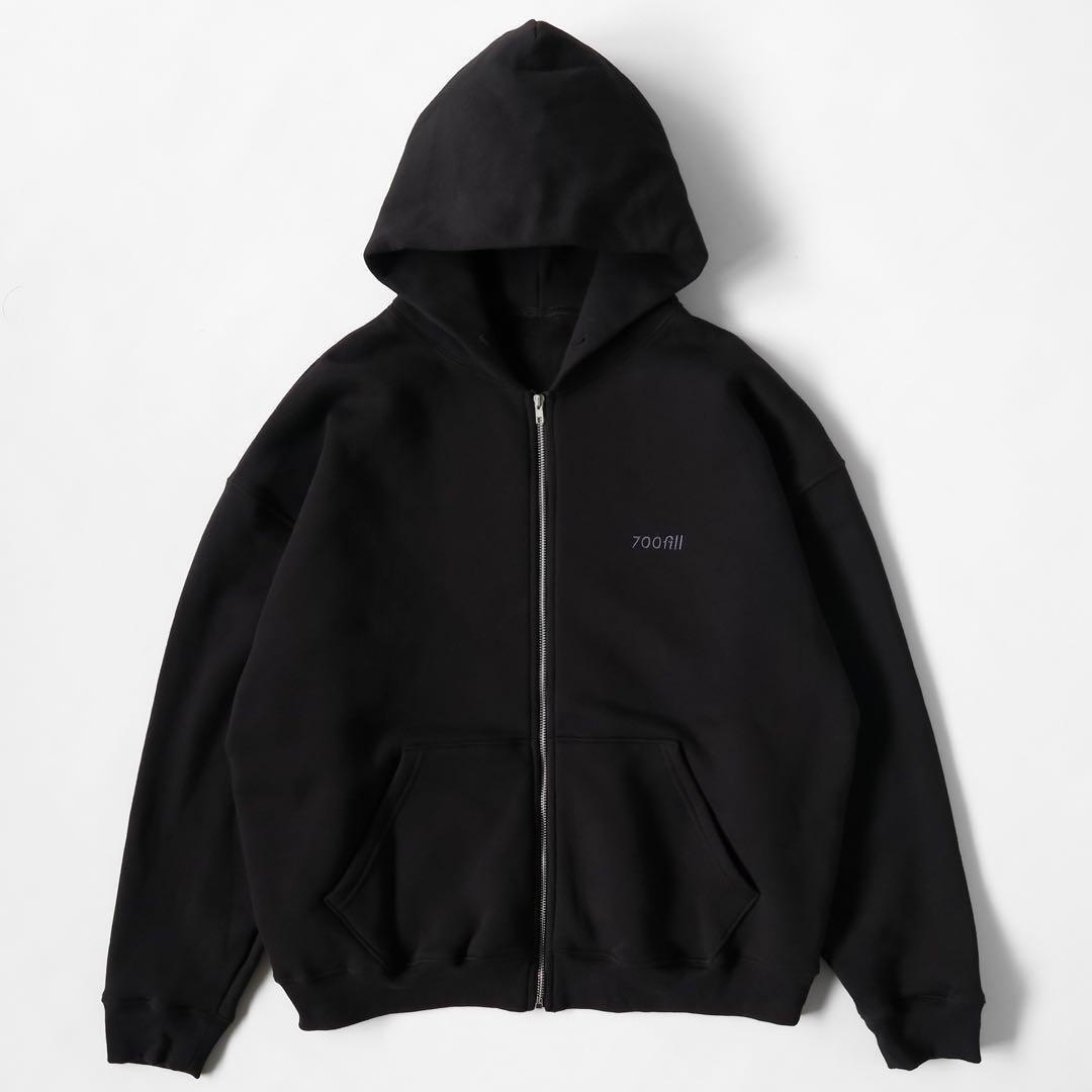 T*a様 700FILL Logo Zip Up Hooded Sweatshi