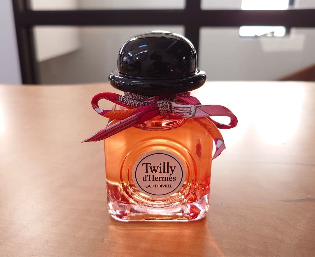 エルメス オードパルファム ツイリードゥ エルメス オーポワヴレ 85ml