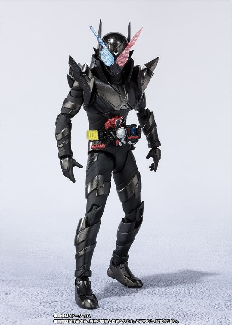 ☆新品 初版パッケージ☆ S.H.Figuarts 仮面ライダービルド ハザード