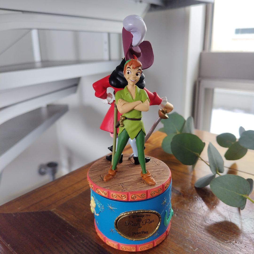 レア限定品！ディズニー フック船長とピーターパン フィギュア 小物入れ