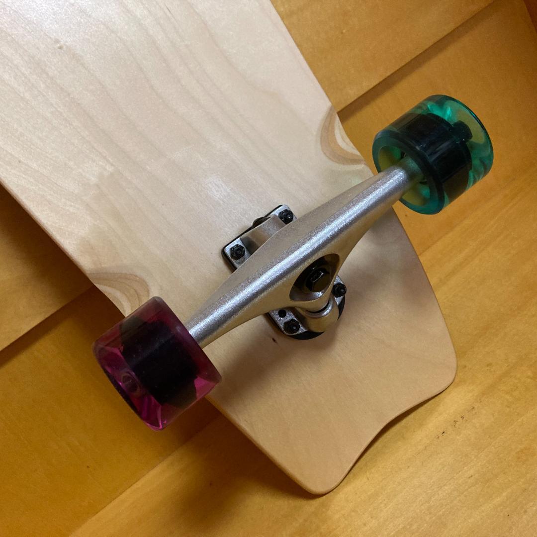 31.5インチ セミロング クルーザー サーフスケートボード 2カラー