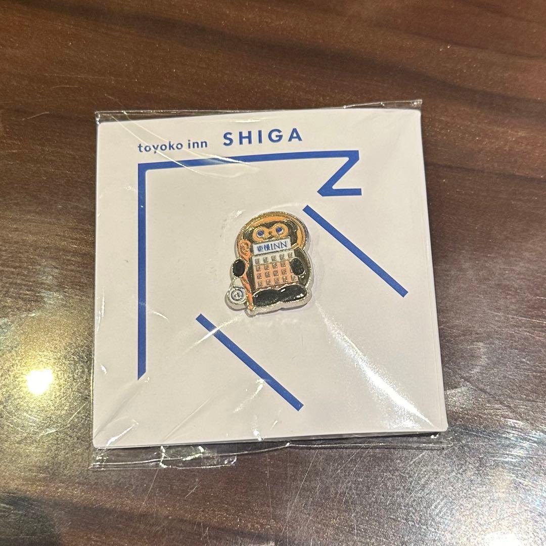 東横イン限定ピンバッジ 滋賀県たぬき - メルカリ